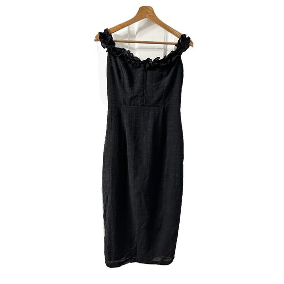Petal & Pup Dresses & Skirts - NWT Petal & Pup Off The Shoulder Florez Black Dress Size 6 Small Retail $74